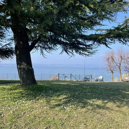 Apartman Sirmio Shore By Bookinggardalake Sirmione