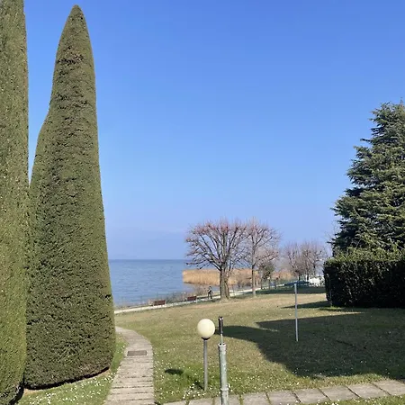 Sirmio Shore By Bookinggardalake Apartman Sirmione