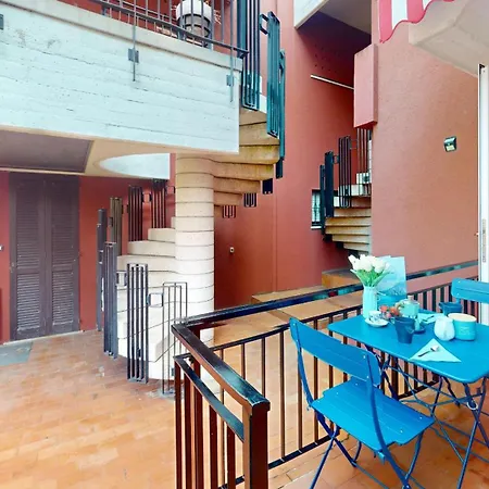 Sirmio Shore By Bookinggardalake Apartman *